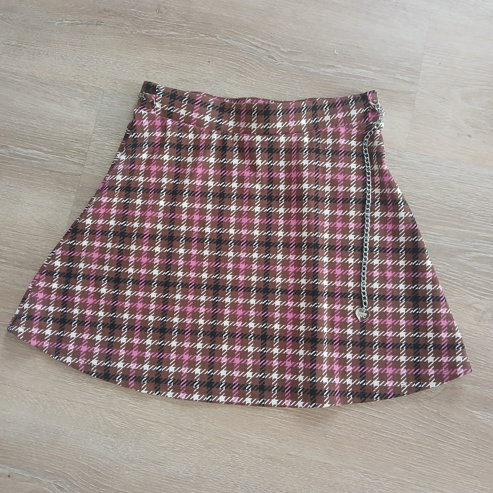 Plaid Circle Skirt with Chain Accent in Pink and Brown Preppy Academia - Picture 11 of 12